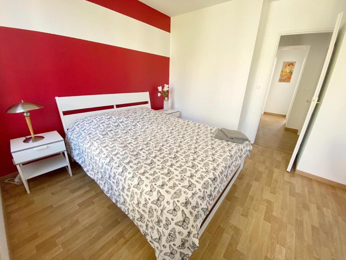 22 Chic & Cosy Grand Appart 92M2 Parking Gratuit Hypercentre Netflix Saint-Etienne  Exteriör bild