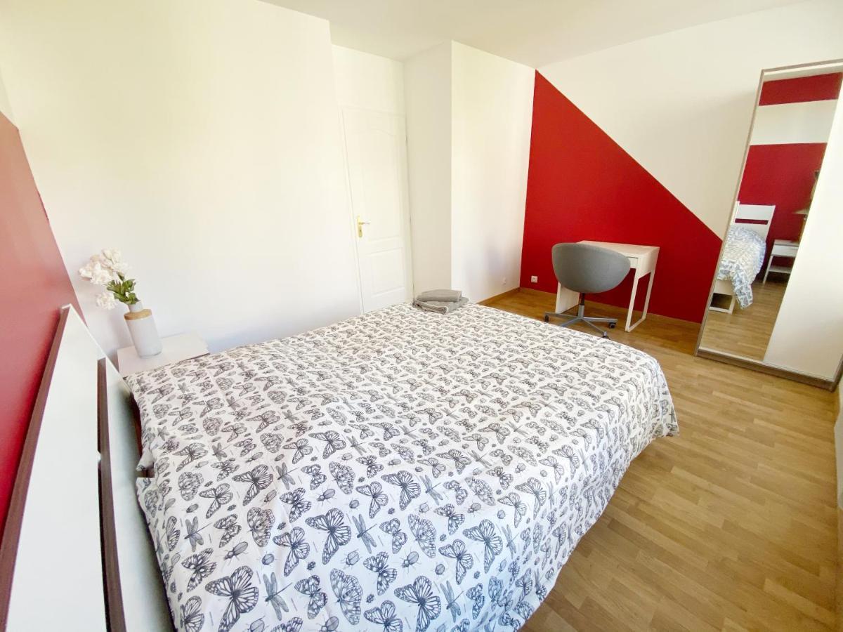 22 Chic & Cosy Grand Appart 92M2 Parking Gratuit Hypercentre Netflix Saint-Etienne  Exteriör bild